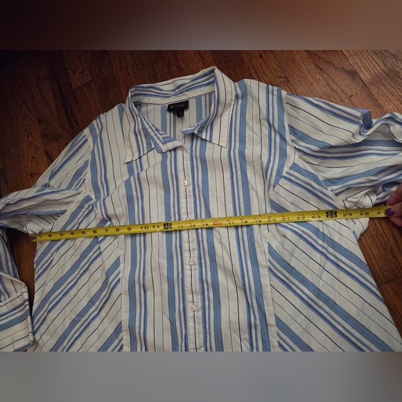 Lane Bryant Button Down Shirt Bundle 26/28 GUC - Picture 16 of 16